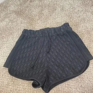 Christian Dior★素敵！Black/White High Rise Shorts 441P32A7795X9101_E01?$